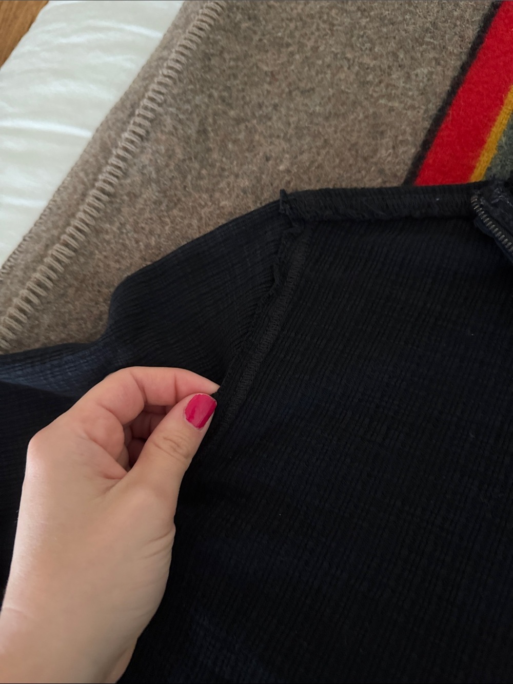 NWT Pilcro Ribbed Cropped 1/4 Zip - Picture 3 of 3